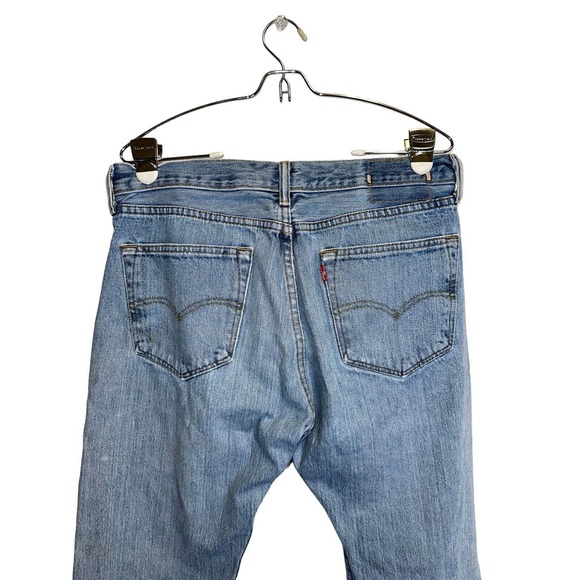 Levi's 501 Men Jeans 33x32 Denim Straight Button Fly Distressed Light Wash - Picture 5 of 9